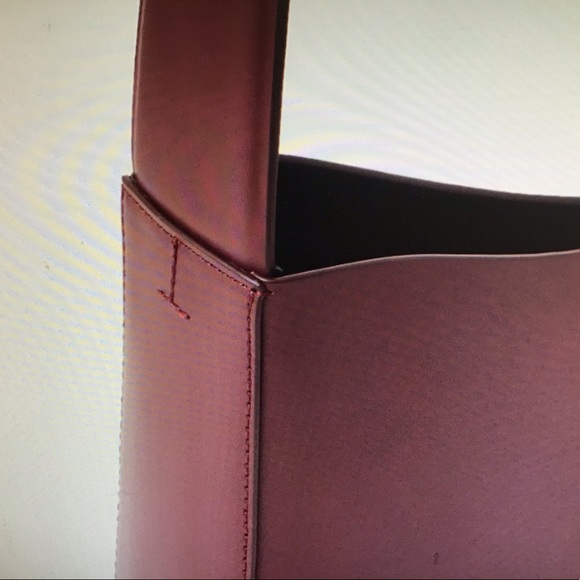 Closed Half Round Bag - Picture 11 of 12